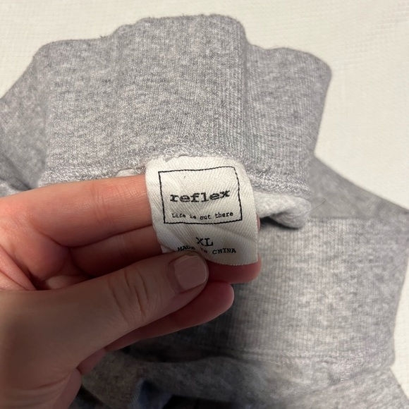 Reflex Joggers​ - Picture 3 of 4